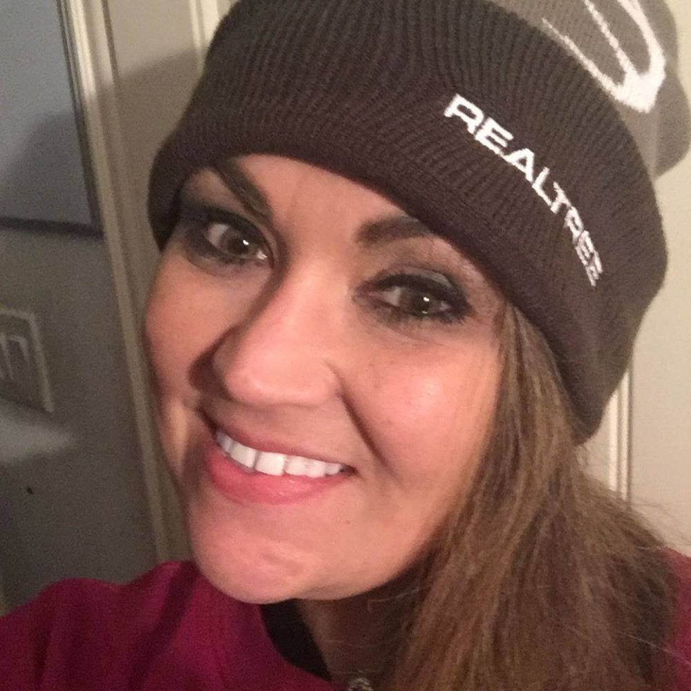 Meet your Posher, Kellye